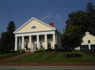 683 River Rd, Manchester, NH 03104