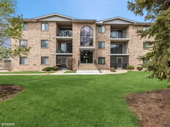 13308 W Circle Drive Pkwy APT 107, Crestwood, IL 60418