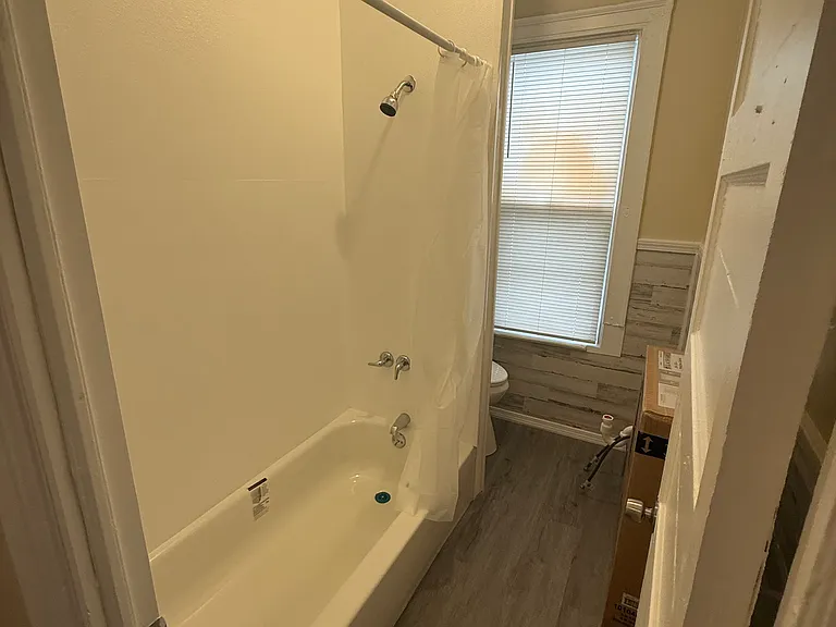 66 Auburn Ave #2 — Photo 13