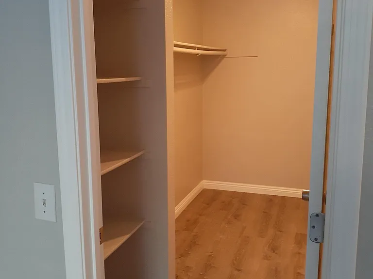 20543 S Vermont Ave #7 — Photo 27