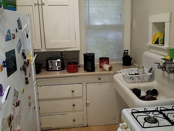 5th image of 1701 C St