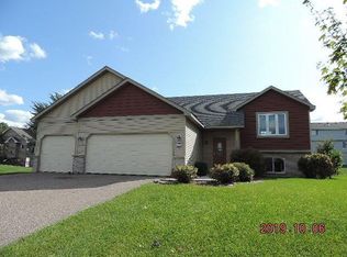 9193 Whispering Hills Ln, Elko New Market, MN 55020
