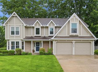 4233 NE 60th Ct, Gladstone, MO 64119