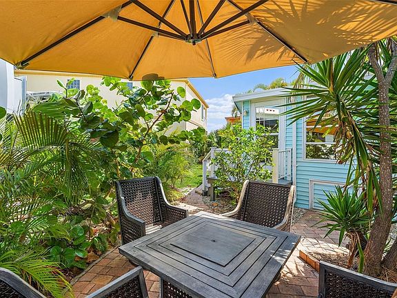 5th image of 1258 Nettles Blvd #1258