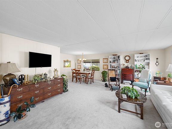 5th image of 1402 22nd Street NE #261