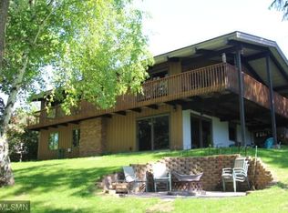 722 5th Ave SW, Cambridge, MN 55008