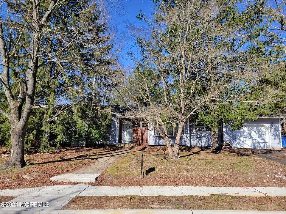 2nd image of 98 Valley Road