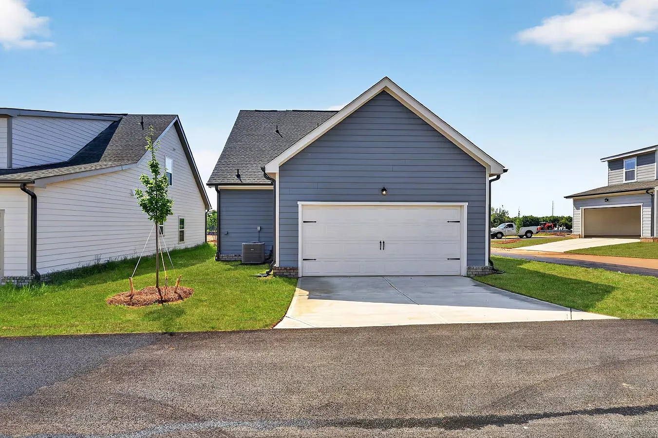 3 bed, 2.5 bath, 1657 sqft, $2,400 — Photo 3