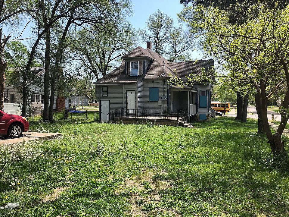 2nd image of 1222 SW 17th St
