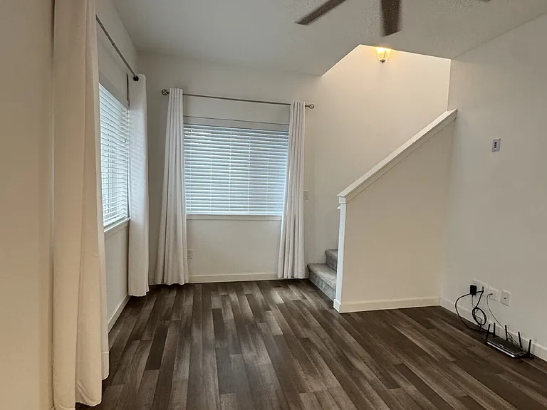 605 Finnegan Way — Photo 4
