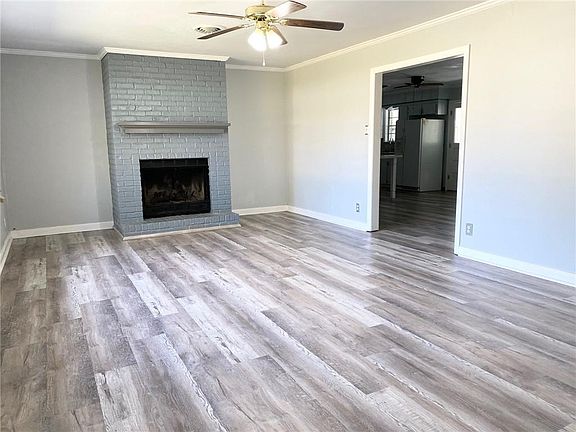 2nd image of 619 Contour Dr