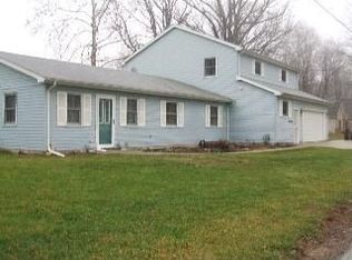 6014 James Rd, Oregon, OH 43616