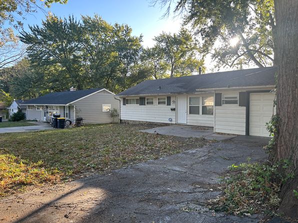 7403 E 109th Ter