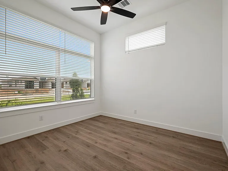 1808 Drover Ln — Photo 16