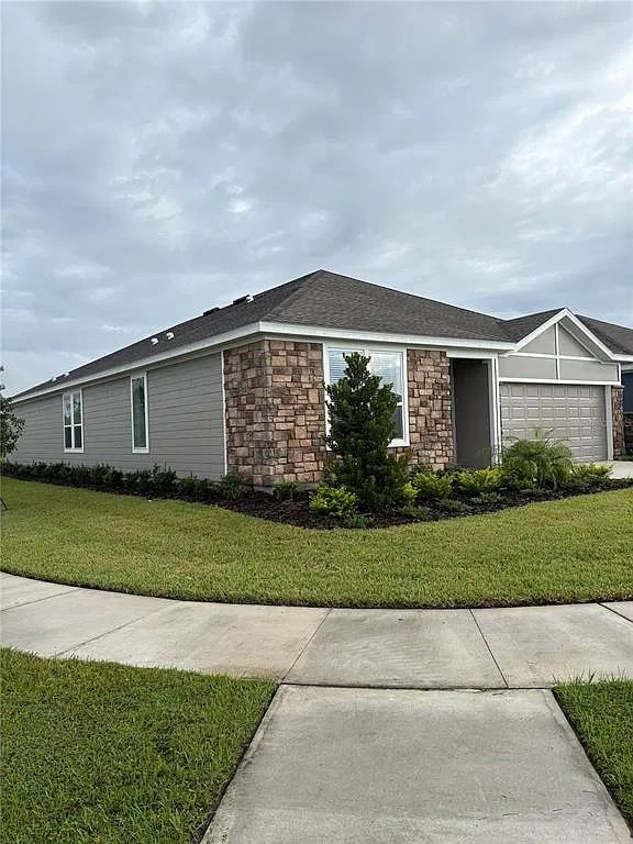 3 bed, 2.0 bath, 2175 sqft, $2,250 — Photo 3