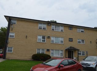 7745 Adams St APT 3E, Forest Park, IL 60130