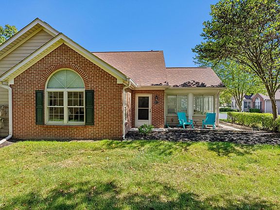 3rd image of 4711 Wenham Park #16