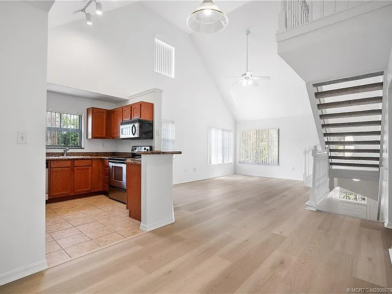 1575 SE Pomeroy St #8-5 — Photo 11