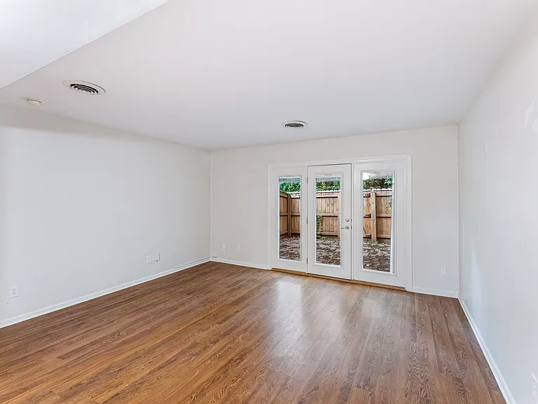 6529 Deane Hill Dr #43 — Photo 9