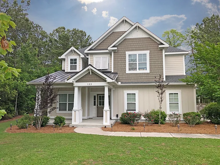 122 Saltwater Landing Dr — Photo 1