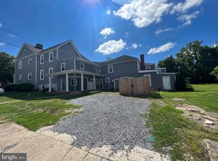 202 S Samuel St APT 105, Charles Town, WV 25414