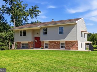 3901 Beth Dr, Collegeville, PA 19426