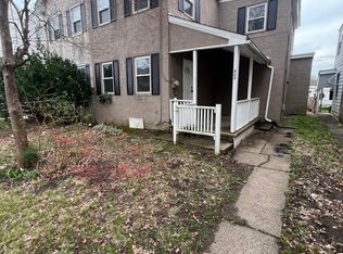 422 Cherry St, Pottstown, PA