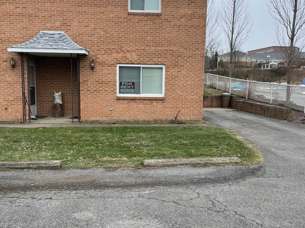 112 Ellen Ln #104, Morgantown, WV 26505