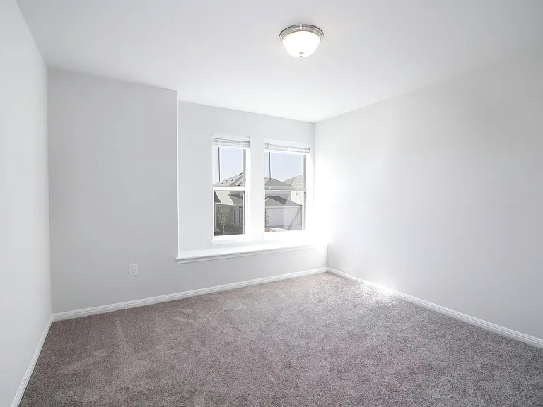 10305 Forest Grove Dr — Photo 25