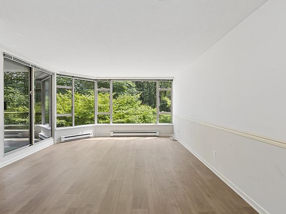 4th image of 1327 Keith Rd E #308