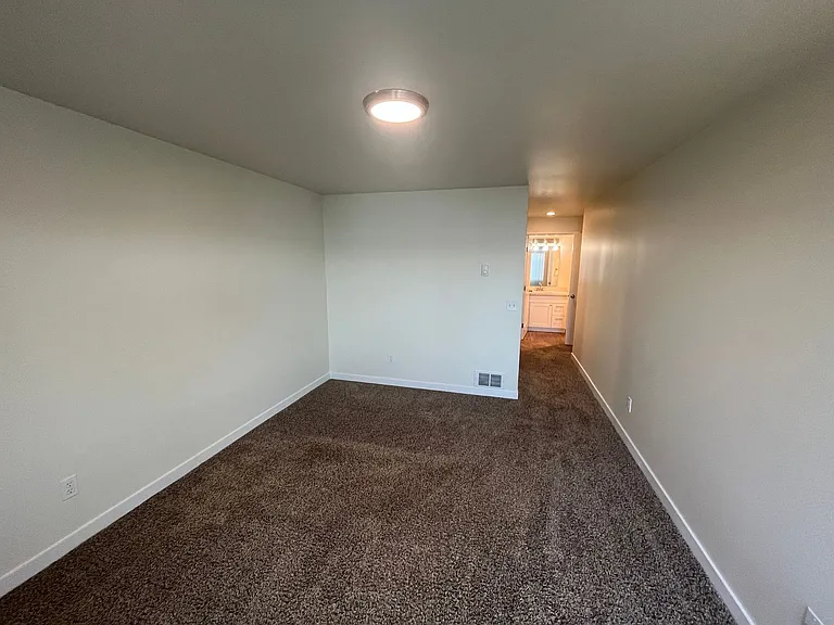 4208 Beach Drive — Photo 41