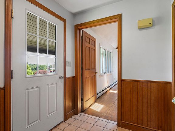 5th image of 71 Dennett Road