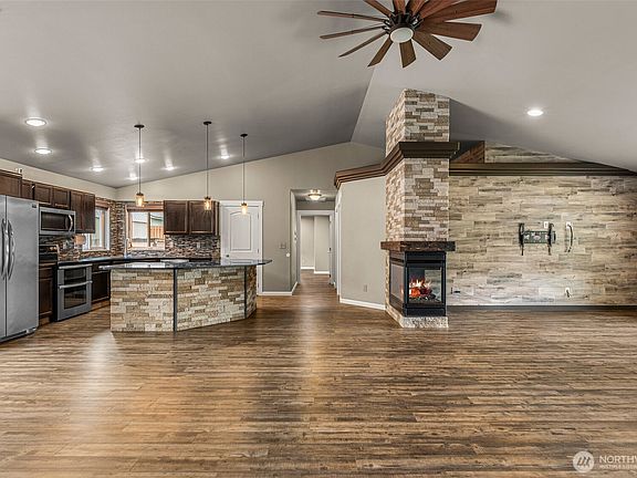 4th image of 21 Ambrosia Lane
