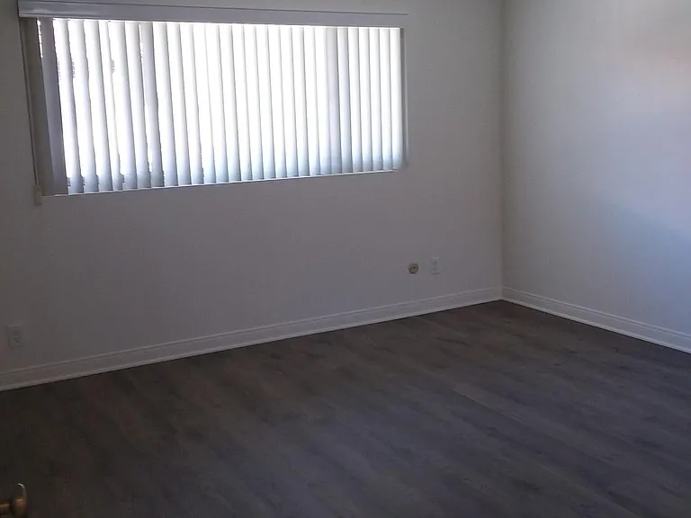 25311 Eshelman Ave #9 — Photo 14