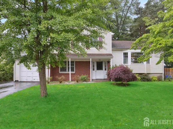 796 Curie Rd, North Brunswick, NJ 08902