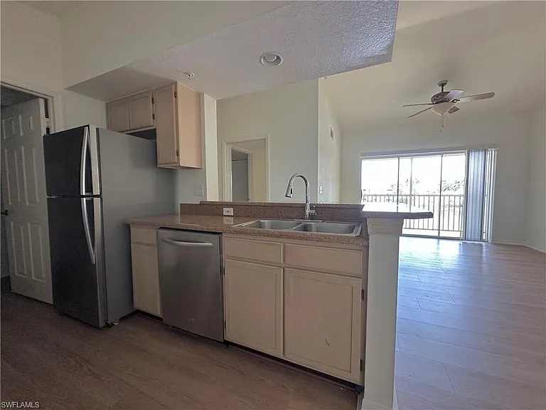 4700 Saint Croix Ln #335 — Photo 18