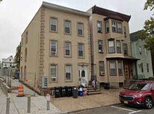 28 S 5th St, Harrison, NJ 07029