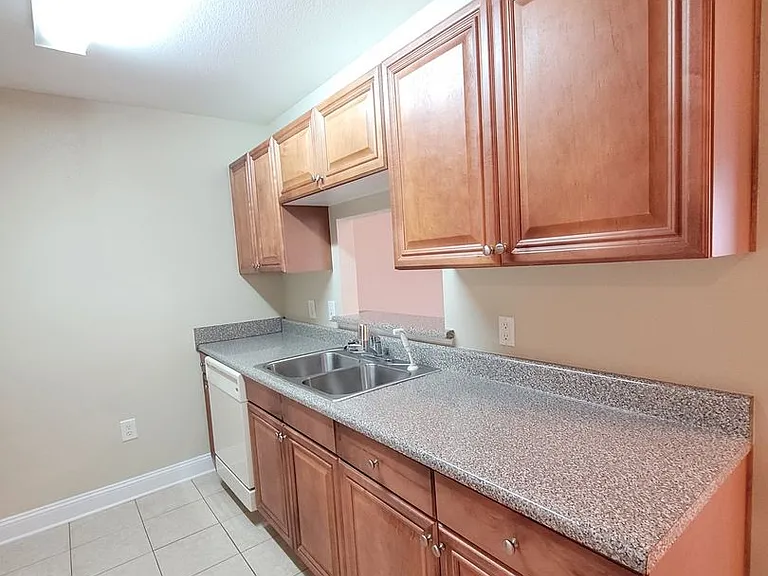 803 Majestic Dr — Photo 8