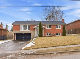 11 Joseph St, Uxbridge, ON L9P1H8