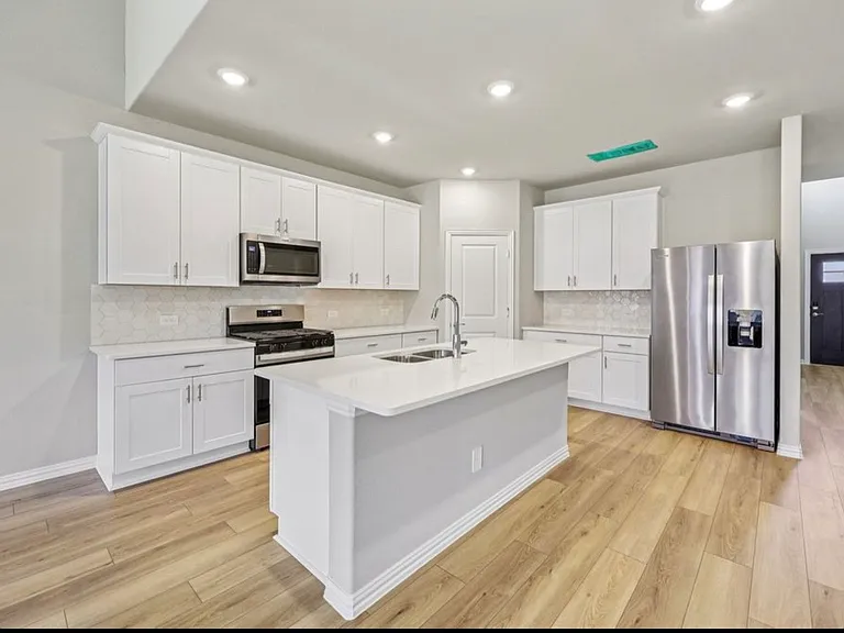 Copperwood Dr — Photo 36