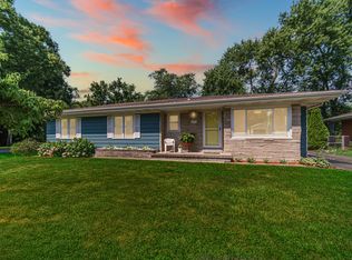 3092 Oakwood St, Portage, IN 46368