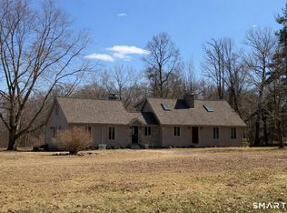 28 Walas Rd, Moosup, CT 06354