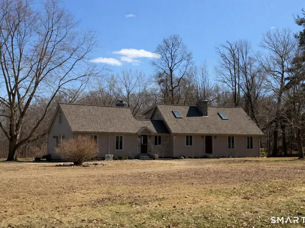 28 Walas Road, Plainfield, CT 06354