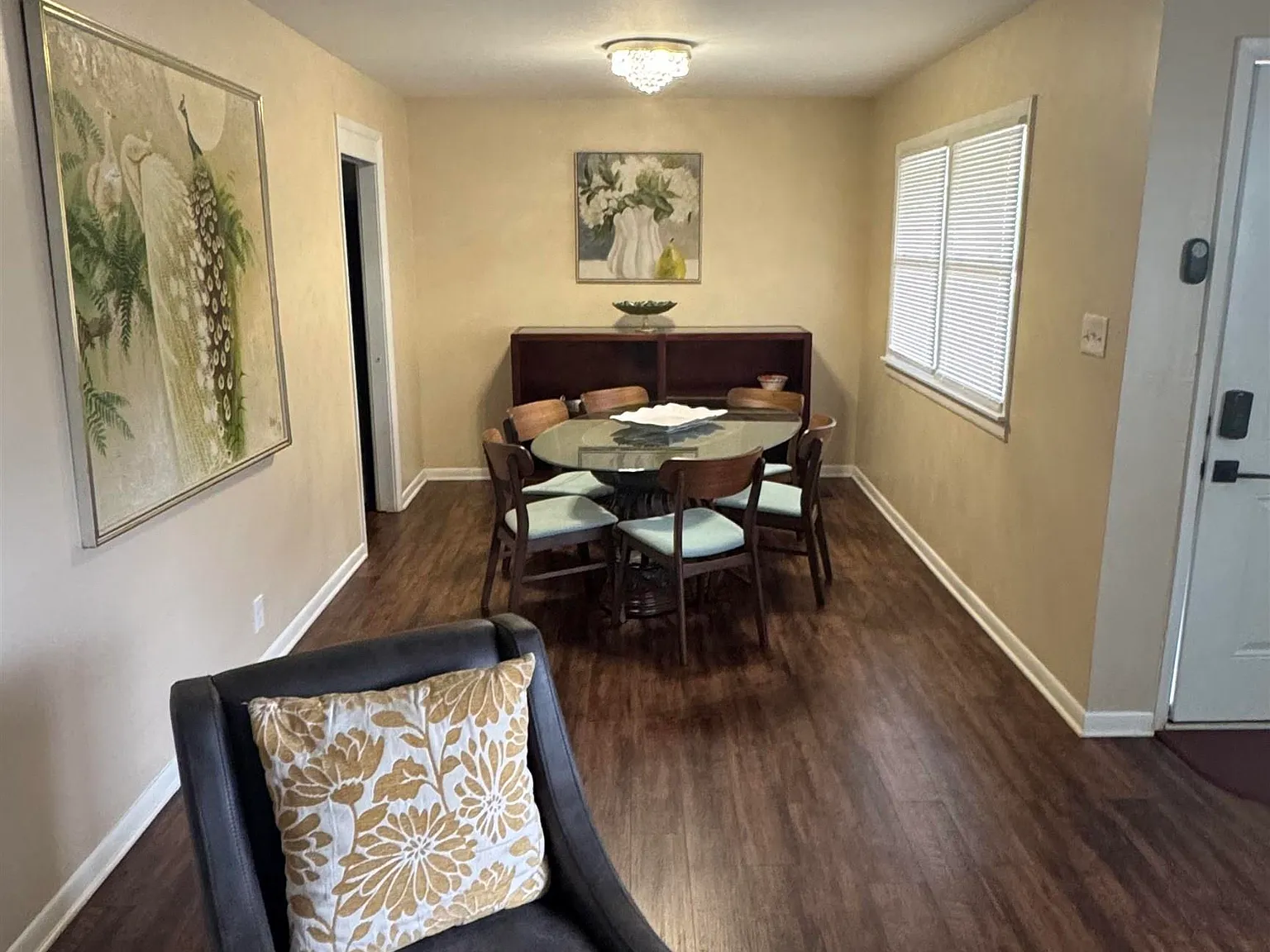 2 bed, 2.0 bath, 1480 sqft, $2,500 — Photo 3