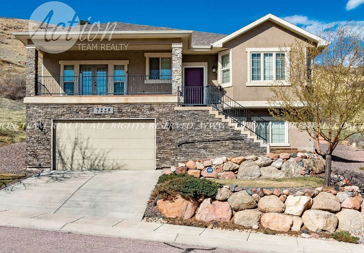 4 bed, 4.0 bath, 2810 sqft, $2,850 — Photo 1