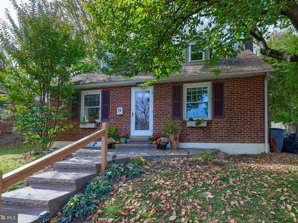 20 Willis Ln, Lancaster, PA 17602