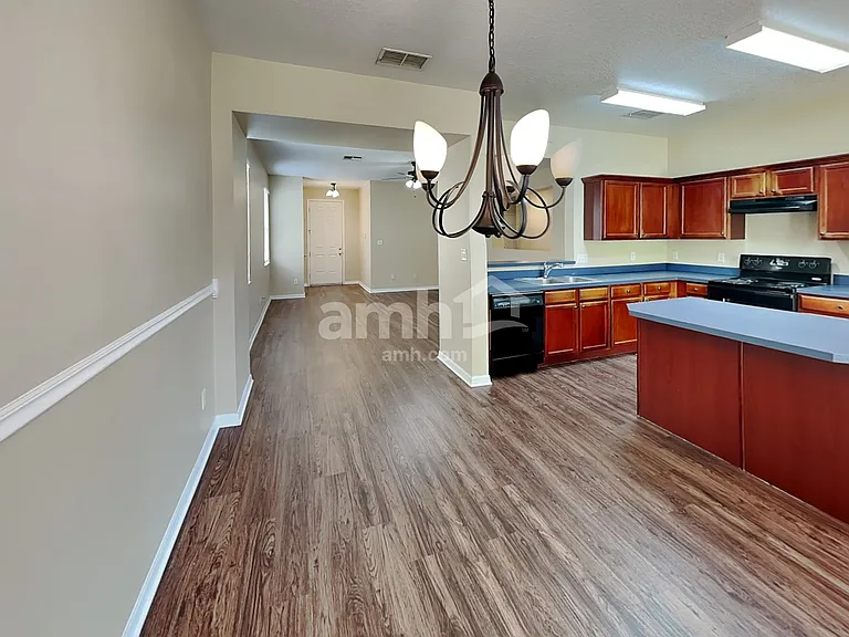 517 Vicks Landing Dr — Photo 5
