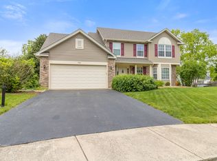 767 Poplar Ct, Oswego, IL 60543