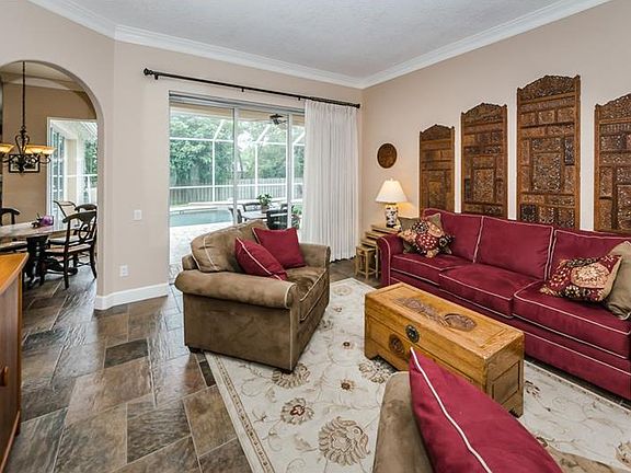 3rd image of 2439 Bond Ave