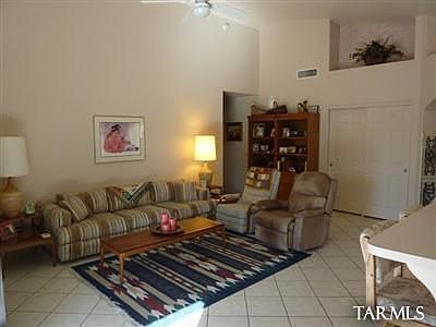 3rd image of 2981 W Placita Montessa